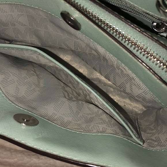 Micheal Kors Celadon bag - Picture 7 of 8